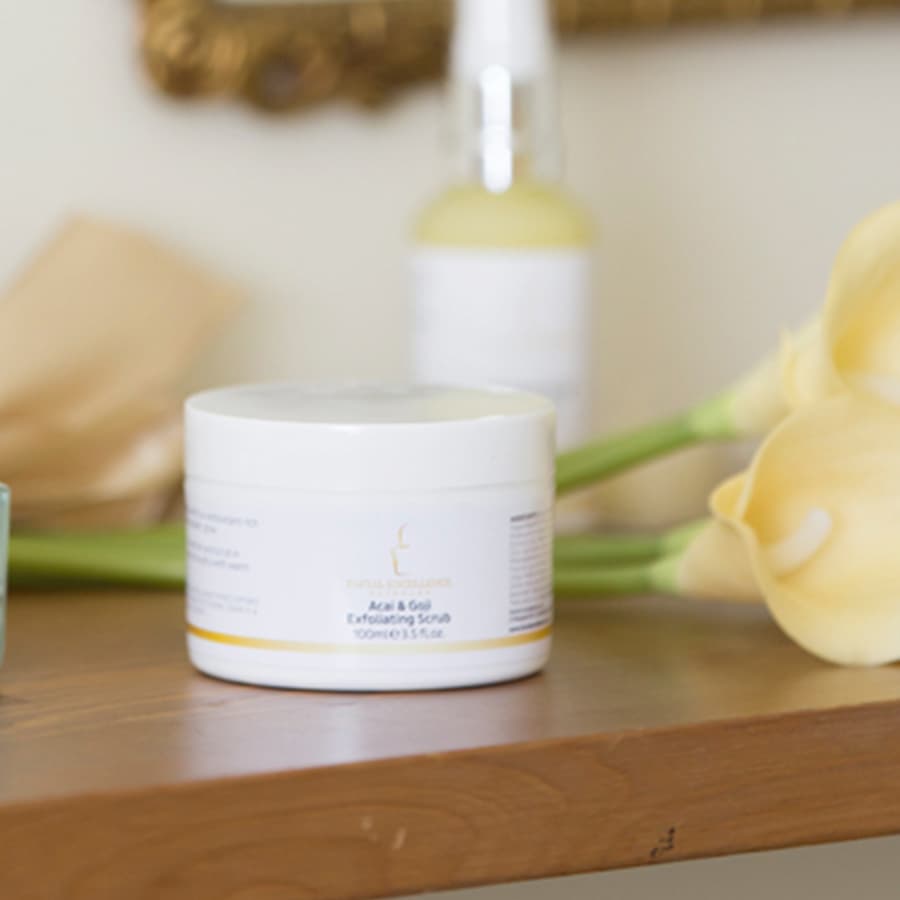 Açaí & Goji Exfoliating Scrub